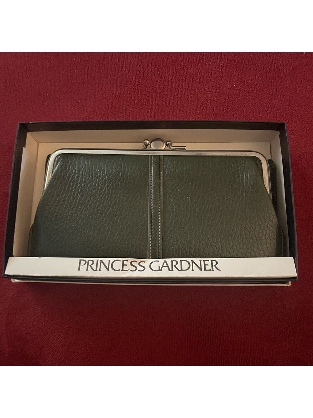 Vintage Princess Gardner Kiss Lock Leather Wallet NIB - Picture 1 of 7